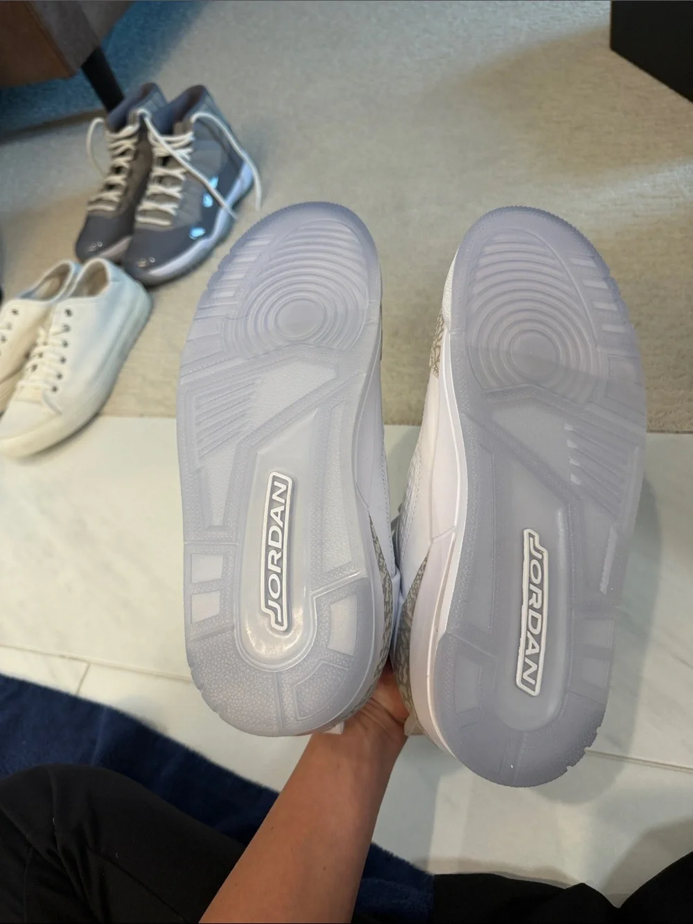 Jordan low top